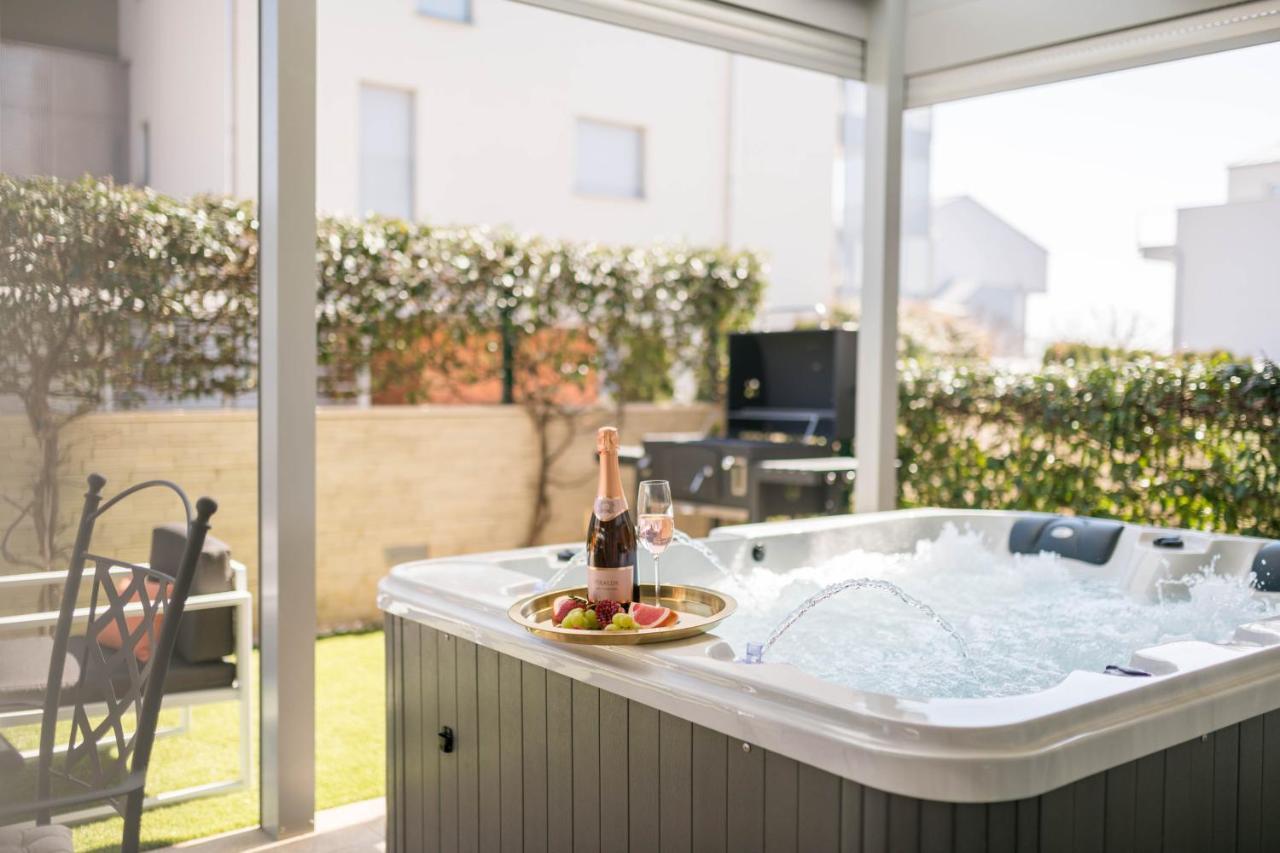 Apt Gioan Novigrad, 500M To Sea, Private Heated Jacuzzi, Bbq, Private Parking Novigrad Istria Buitenkant foto